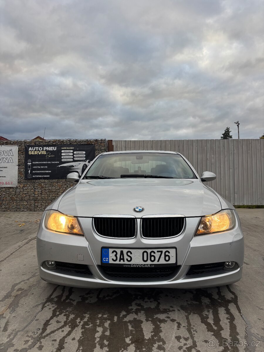 BMW e90 320i 110kw
