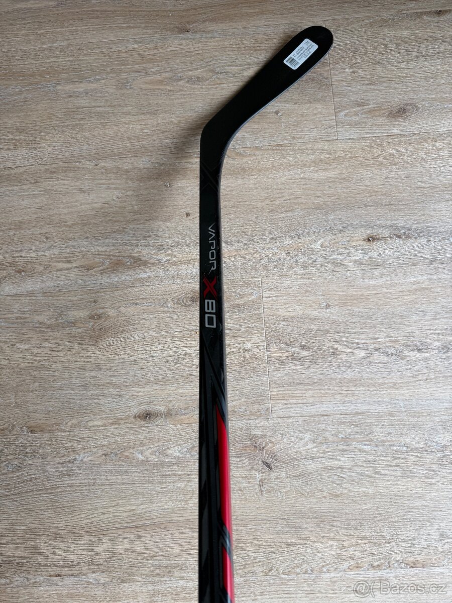 Hokejka Bauer Vapor X80, INT. flex 67. ohyb P92, pravá