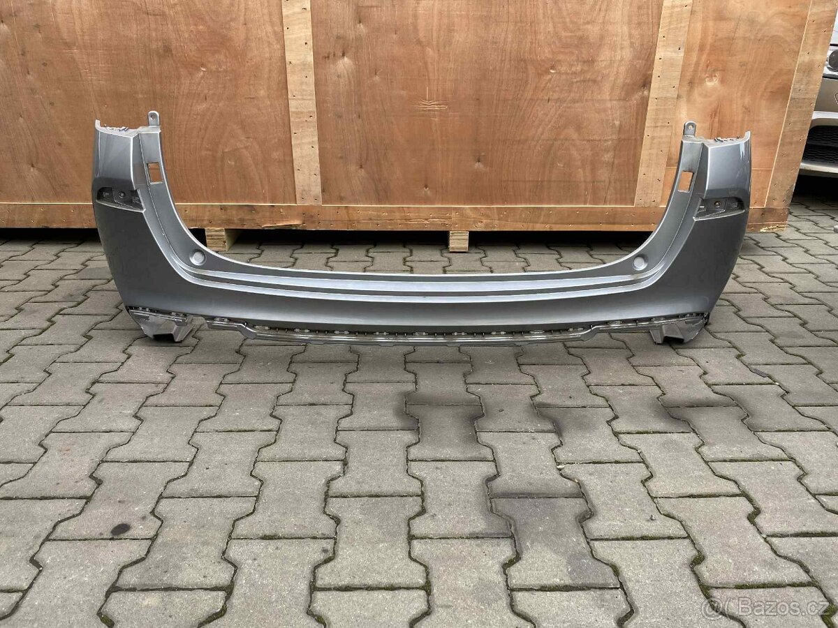 nárazník zadní HYUNDAI i30 combi