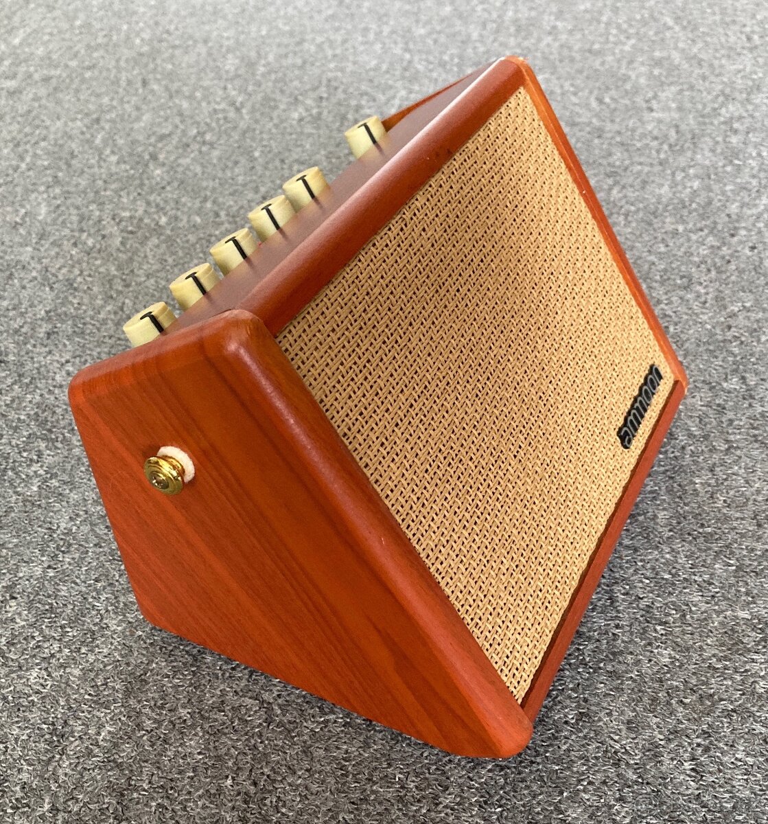 Přenosné kytarové kombo Ammoon AC-15