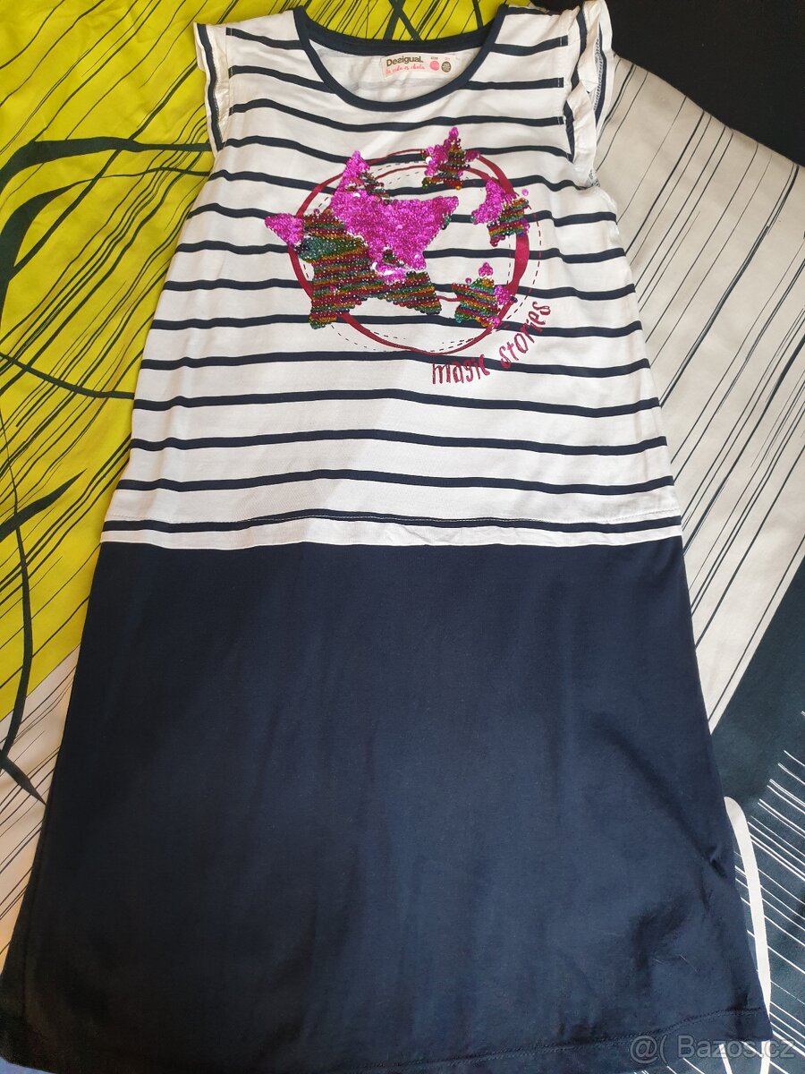 Dívčí šaty zn.Desigual vel vel 152