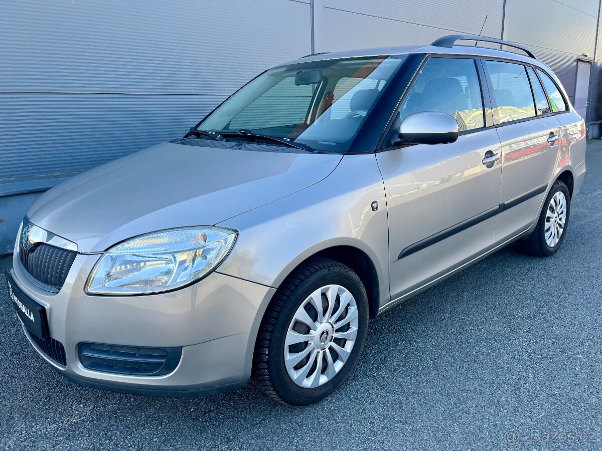 Škoda Fabia 1.4i 16V 63kW Tažné KLIMA Tempomat ESP AUX