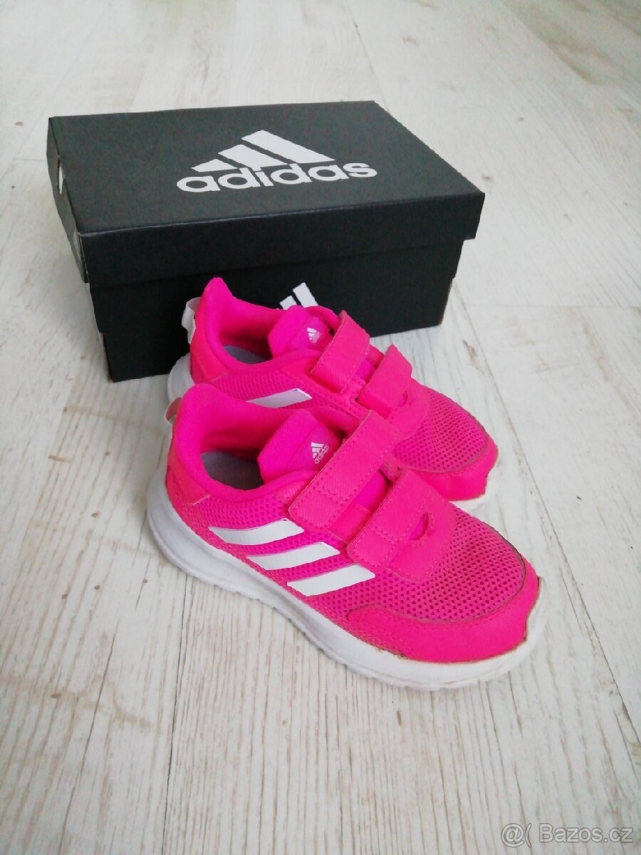 Tenisky Adidas Tensaur run I. Vel 27.