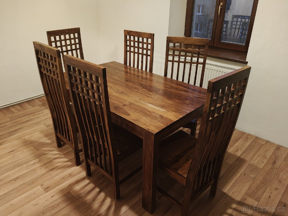Jídelní stůl a židle