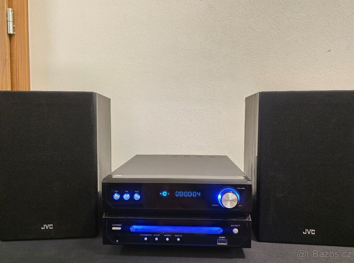 Dual MS 110CD + reproduktory JVC