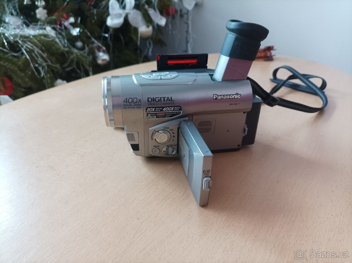 Videokamera Panasonic NV-DS 11