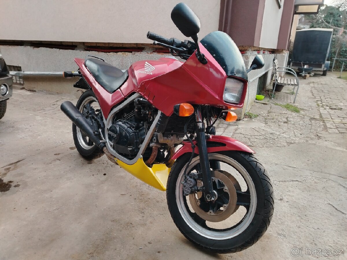 Honda VF 500 Interceptor