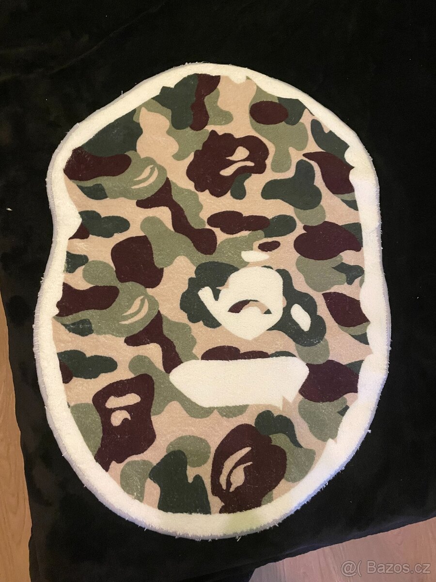 Bape koberec