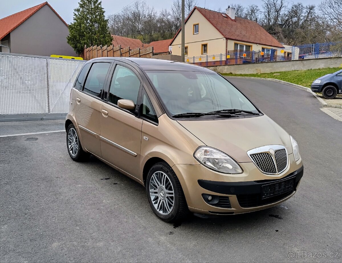 Lancia Musa 1.3 Multijet Platino automat