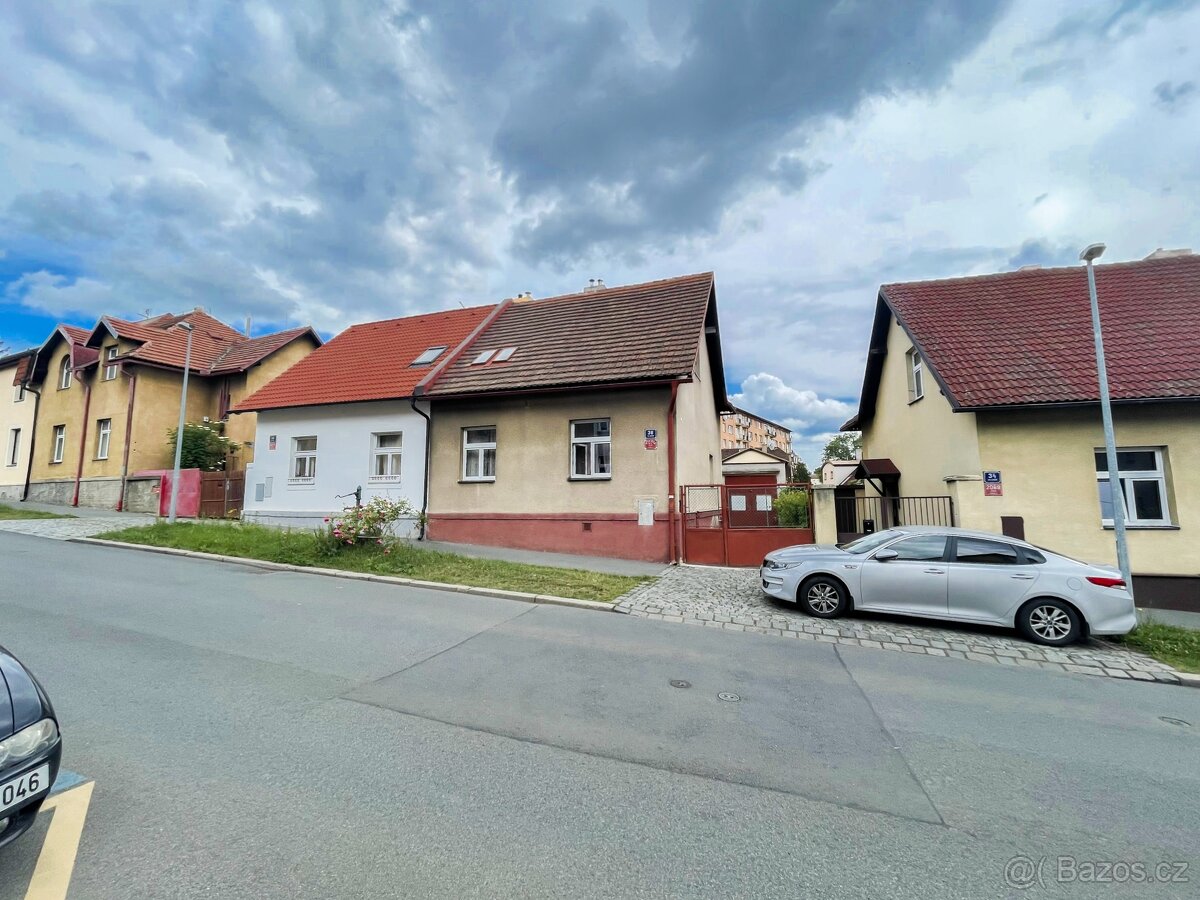 Prodej rodinného domu, 168m2, pozemek 281m2, Praha 3 - Žižko