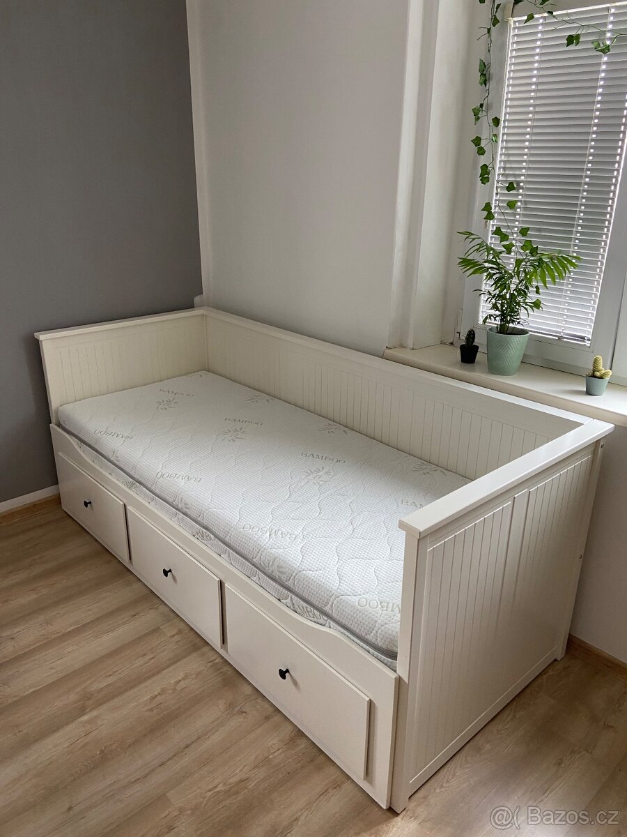 Rozkládací Postel HEMNES + matrace