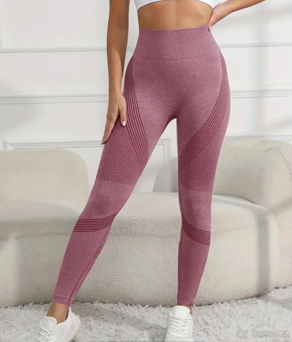 Dámské legíny push up