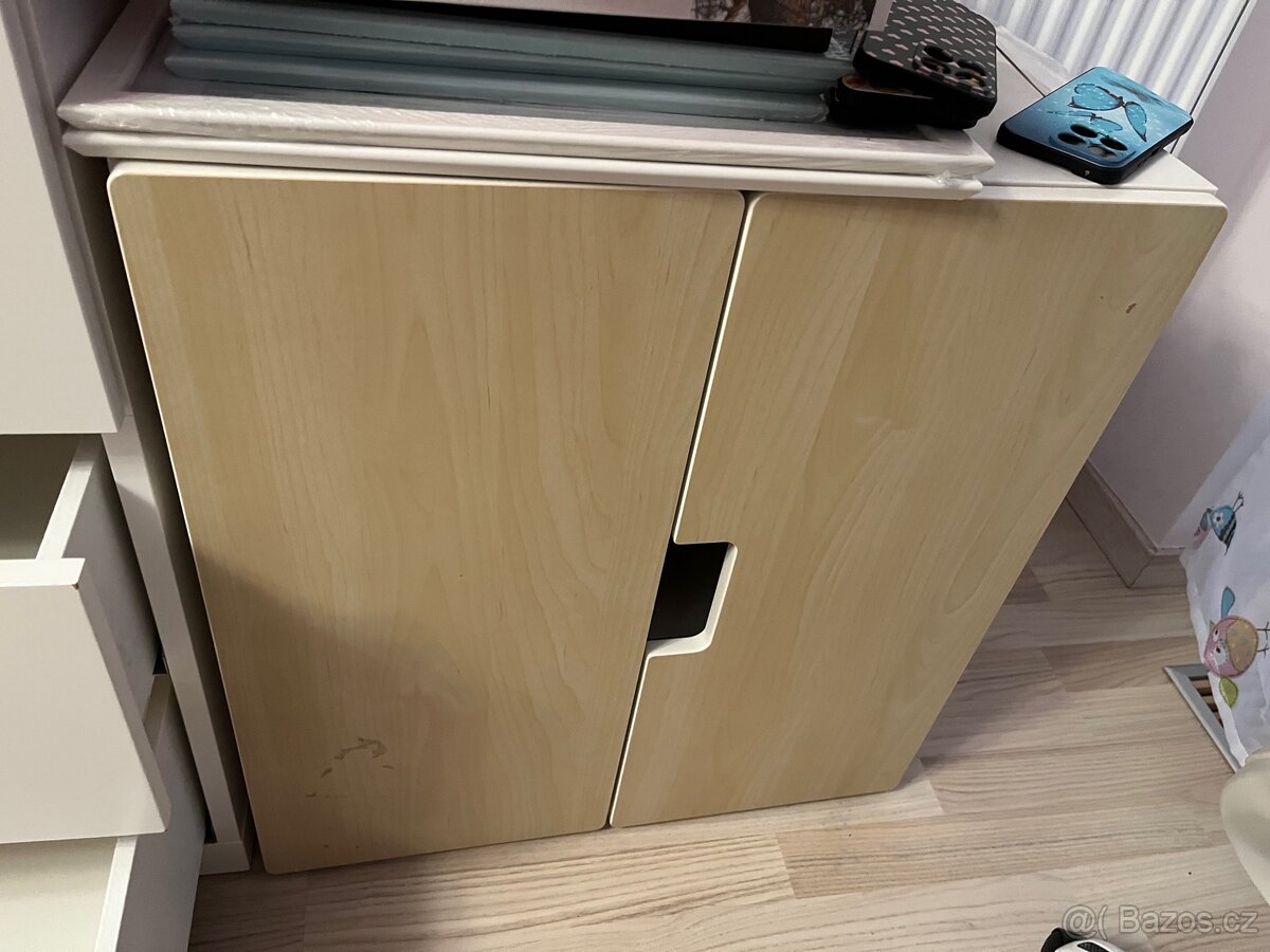 Skřínka Ikea