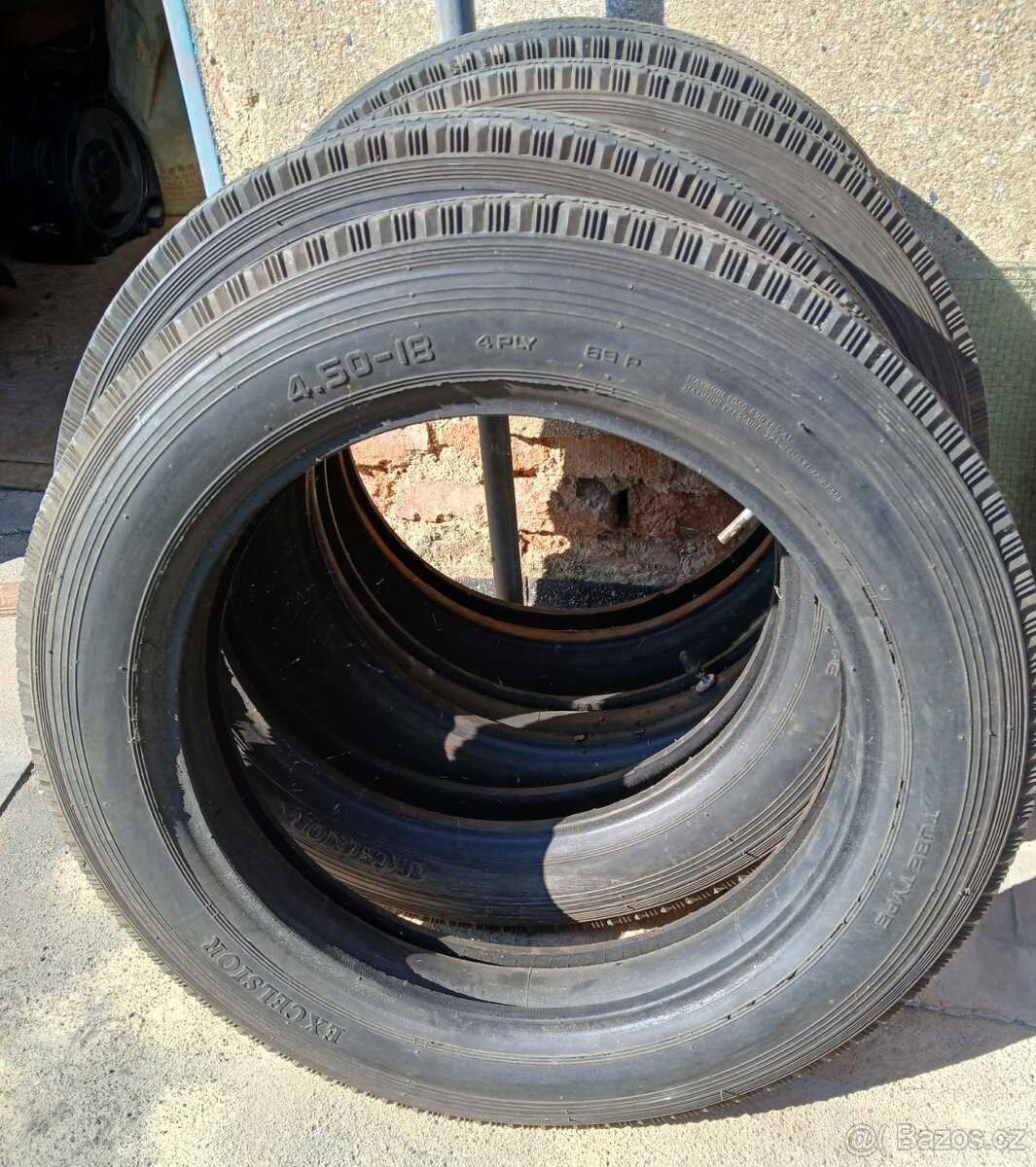 PNEUMATIKY 4,50 x 18 EXCELSIOR - TATRA PRAGA AERO