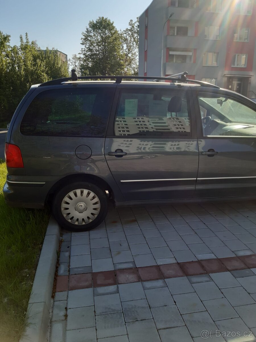 Volkswagen Sharan 1.9 TDi 85kW