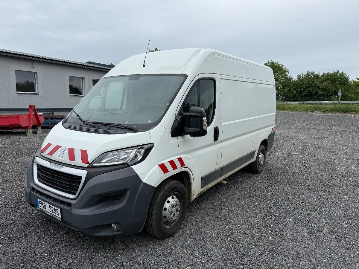 Prodám Peugeot Boxer pojízdná dílna