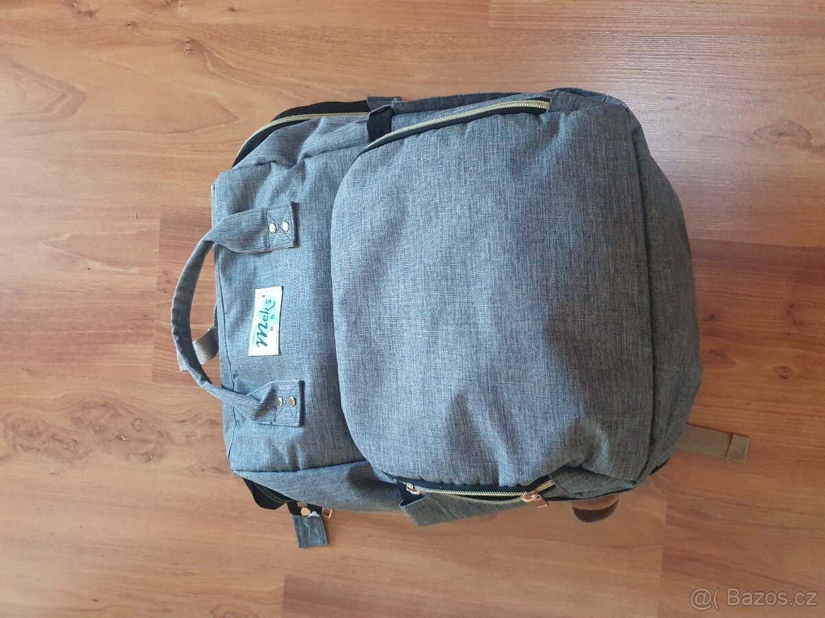 Baby Care bag – rozkládací batoh pro novorozence a pleny