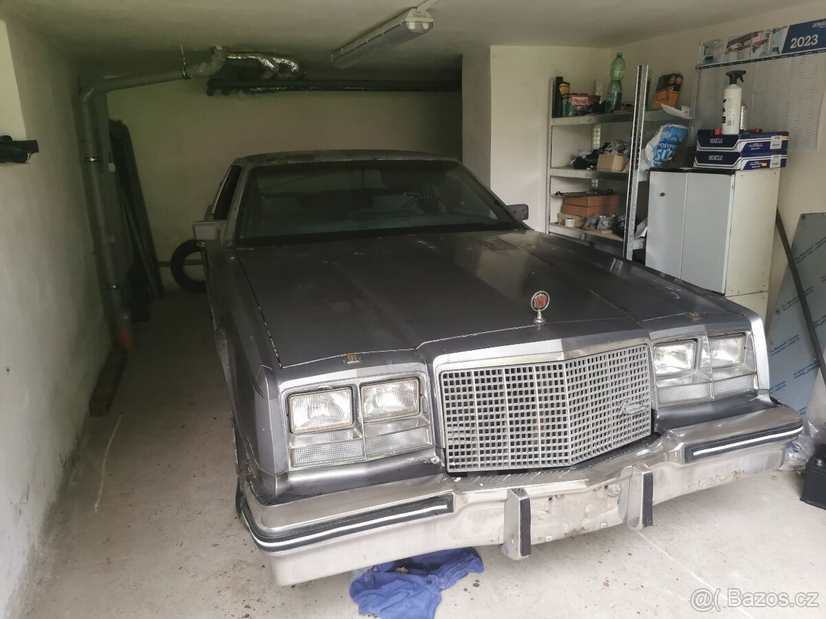 Buick Riviera 1982