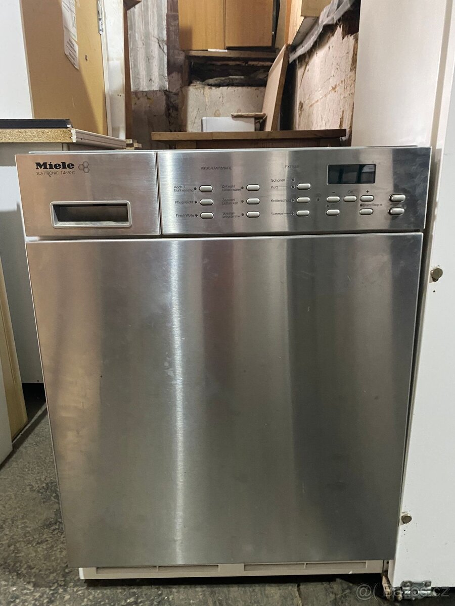 Kondenzační sušička Miele T 4659 C – použitá
