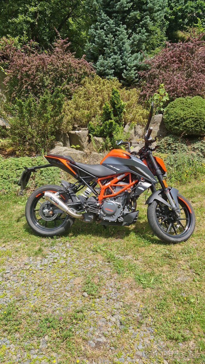 KTM 390 Duke
