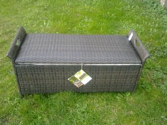 Ratanový box/lavička na polstry-49 x 108 x 46 cm-nová -