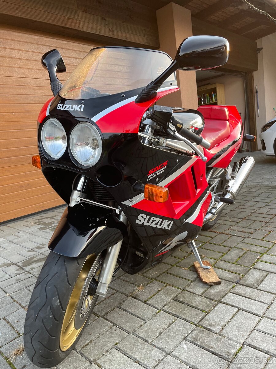Suzuki GSXR 1100