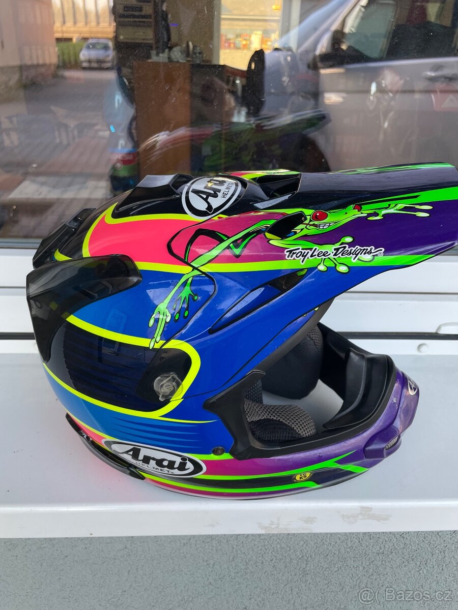 Motokrosová helma Arai MX-V Barcia Special Edition