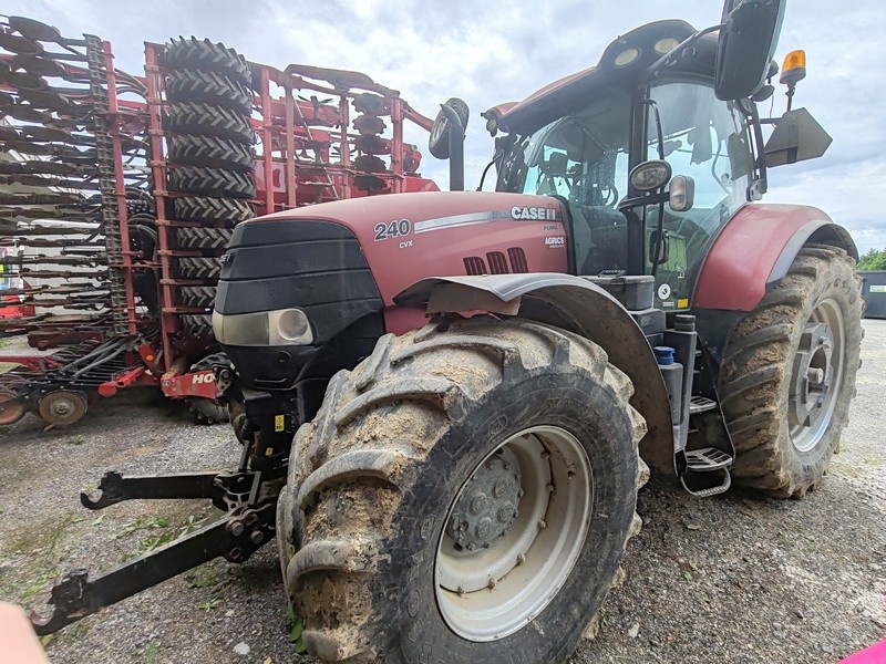 Case IH Puma 240 CVX - Kolesový traktor