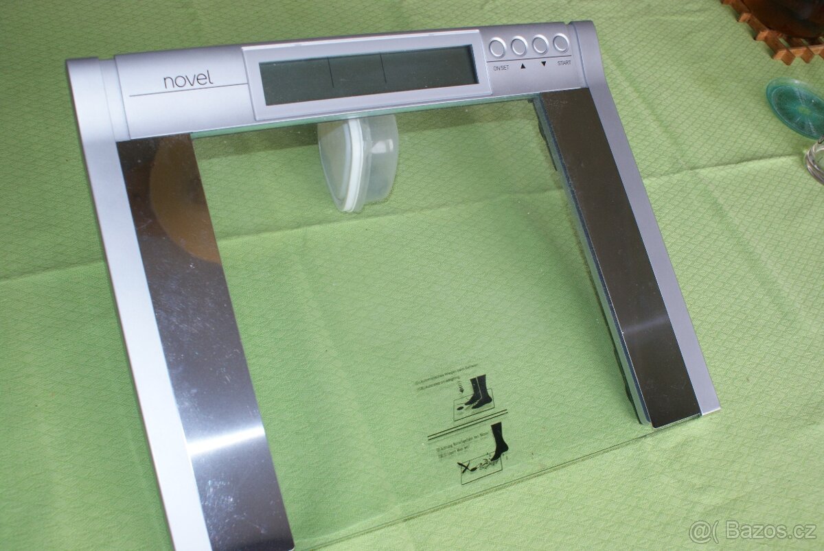 Moderní  osobní  váha.