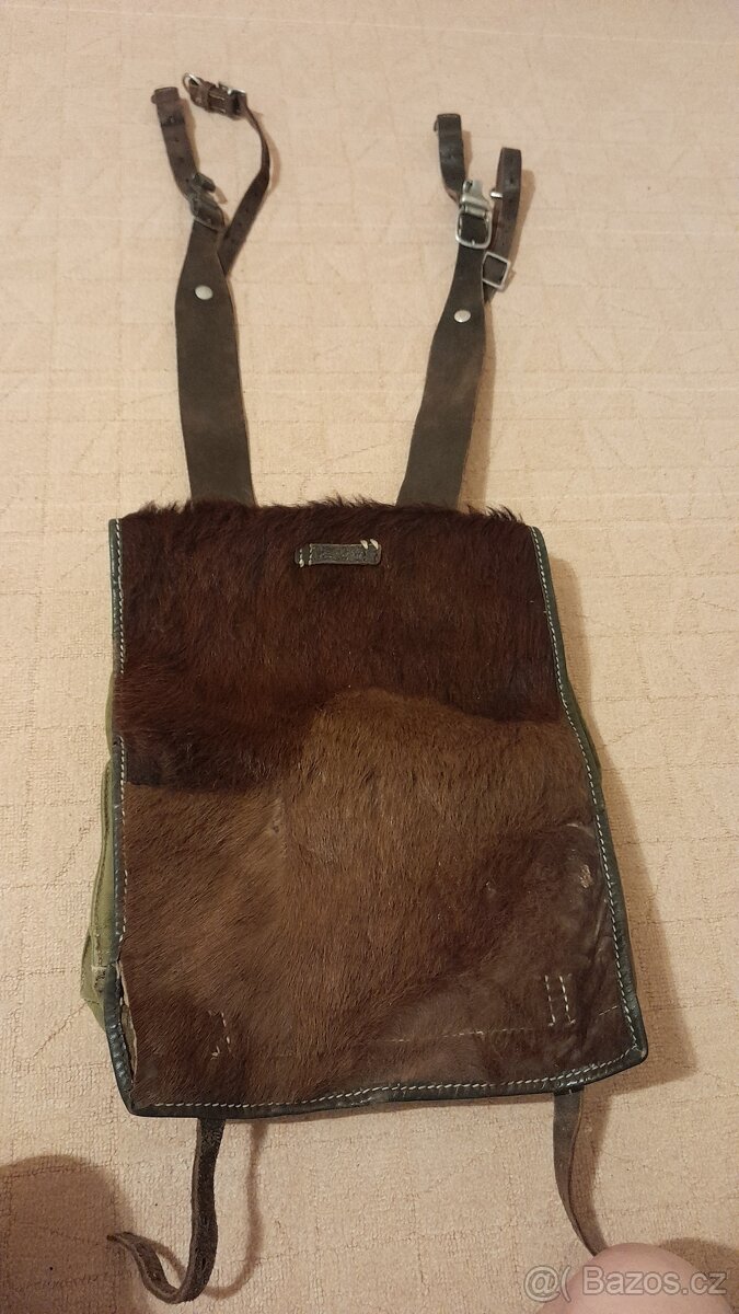 Vojenský batoh rok 1943 (tele)