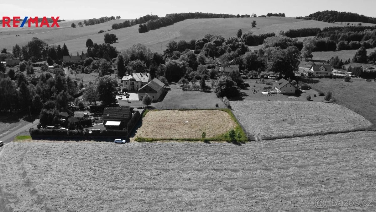 Prodej stavebního pozemku s projektem, 2116m², Děčín-Dobrná