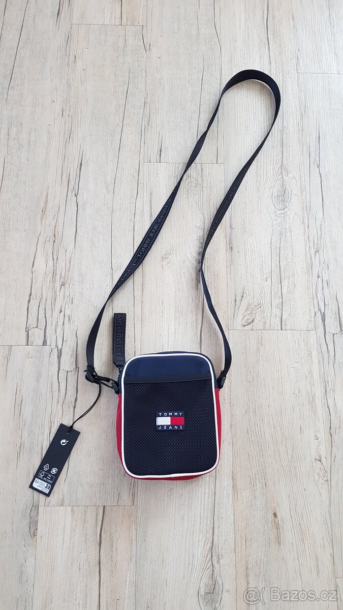 tommy hilfiger taška