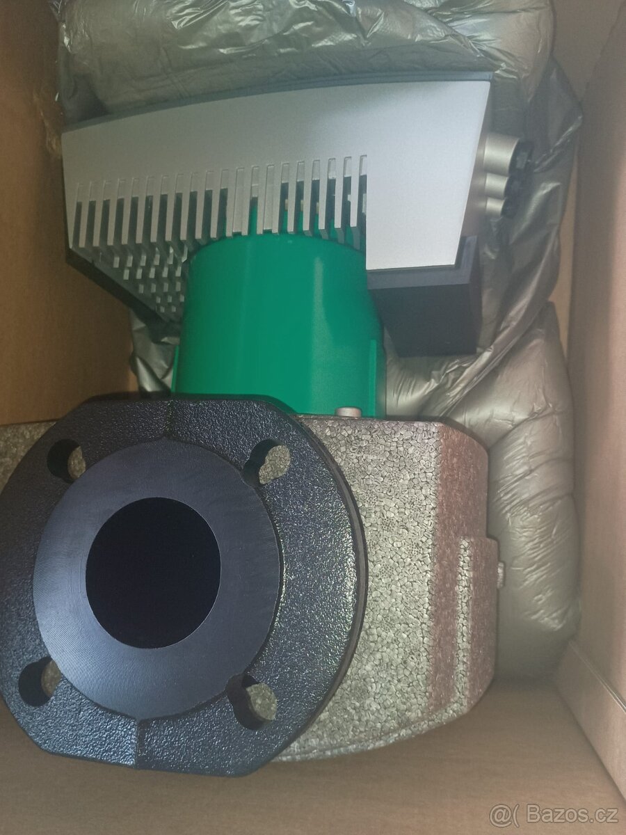 Oběhové čerpadlo Wilo STRATOS 65/1-12