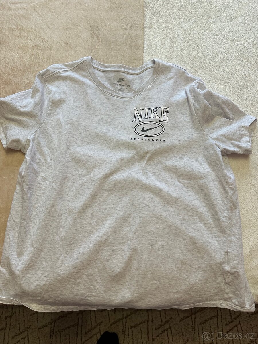 Dámské triko Nike XL