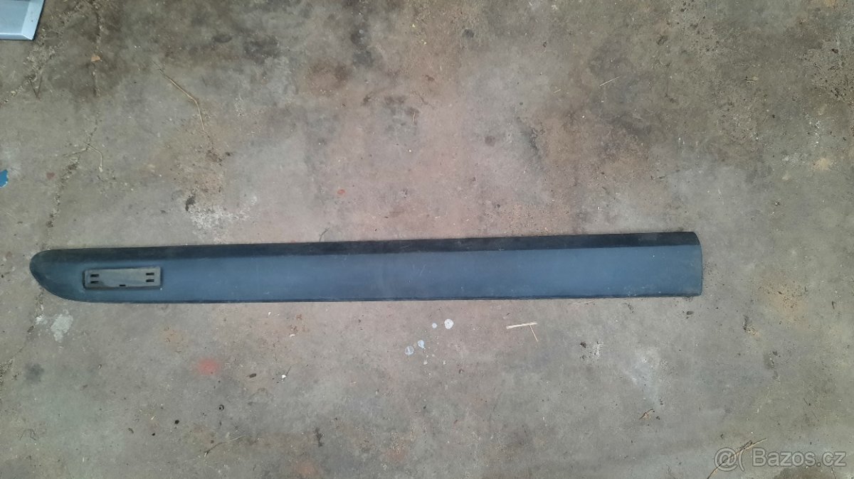 Citroen Xsara lišta dveří levá i pravá