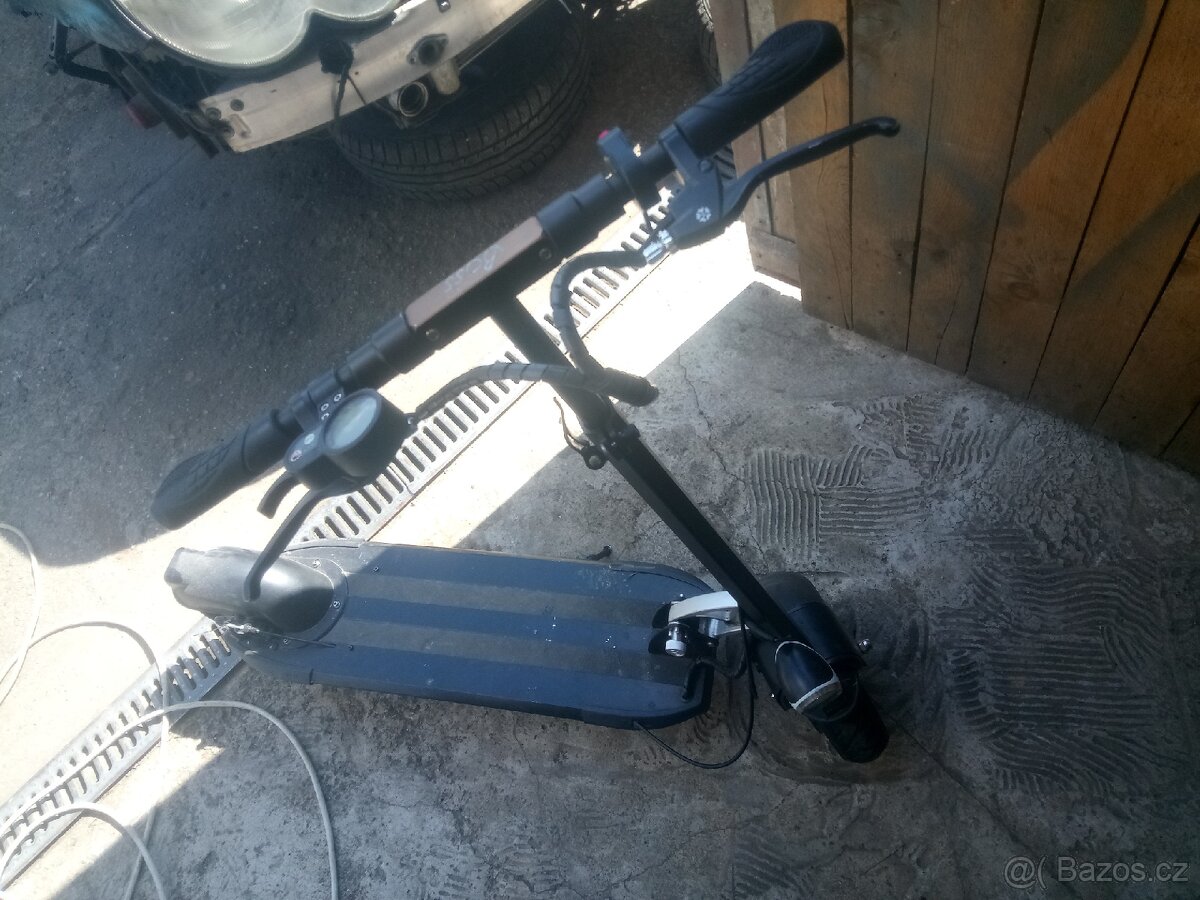 Elektrokolobezka city boss v5 a V Tech 500w