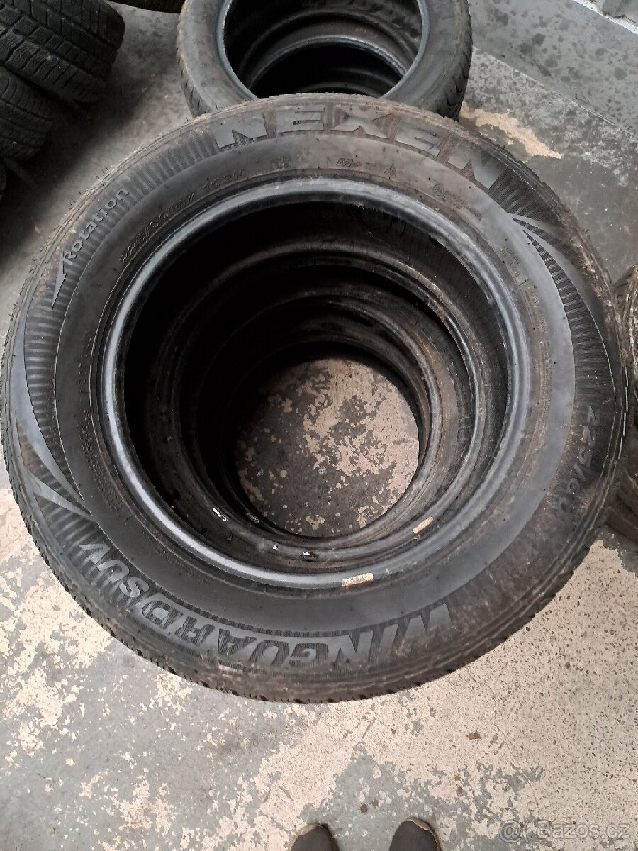 Zimní pneu 225/60 R17