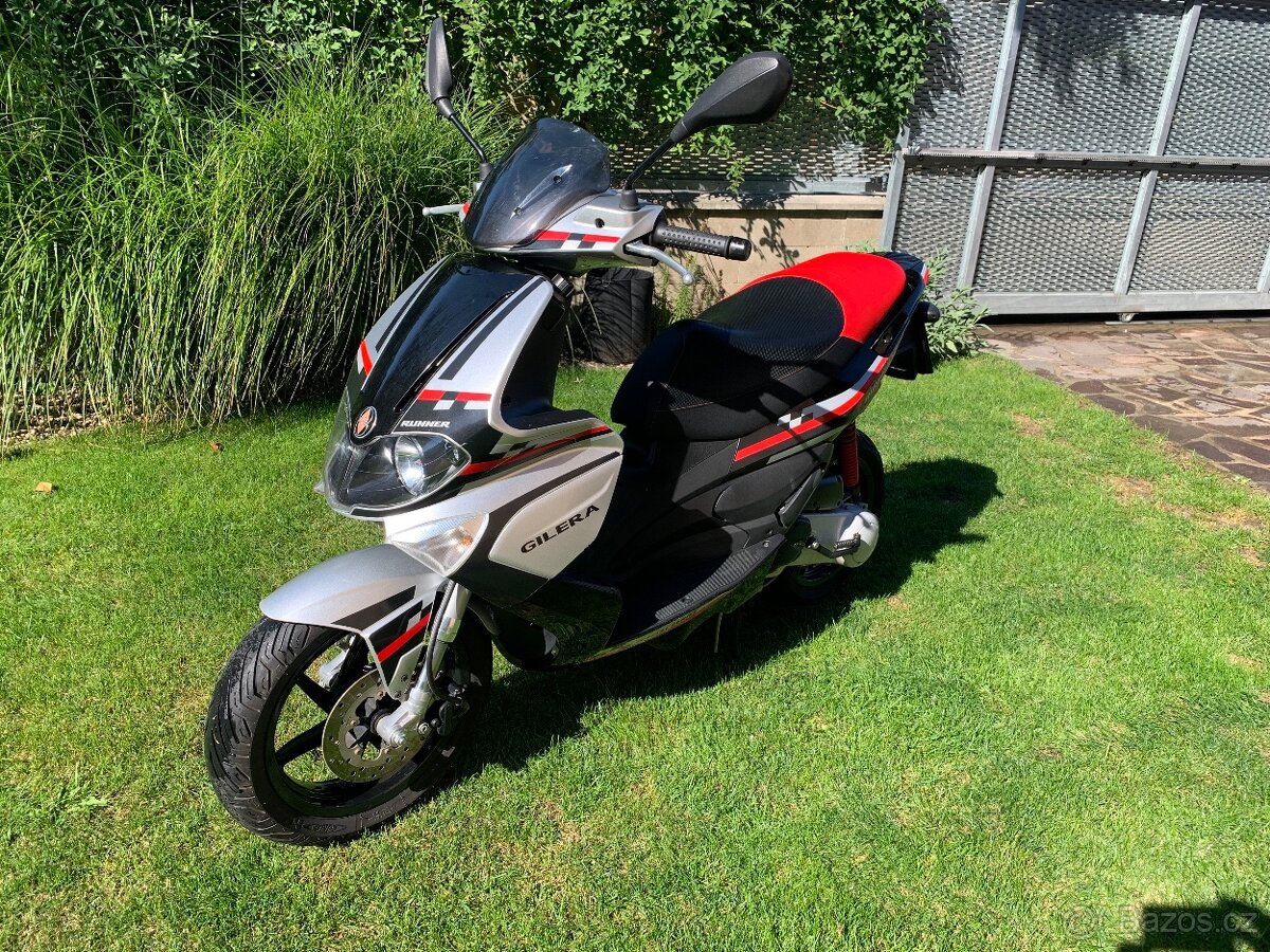 Prodám Gilera Runner 50 r.v2010 najeto 5800 km