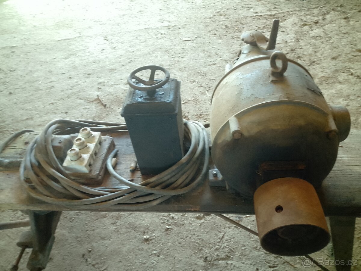 historický stabilní elektromotor