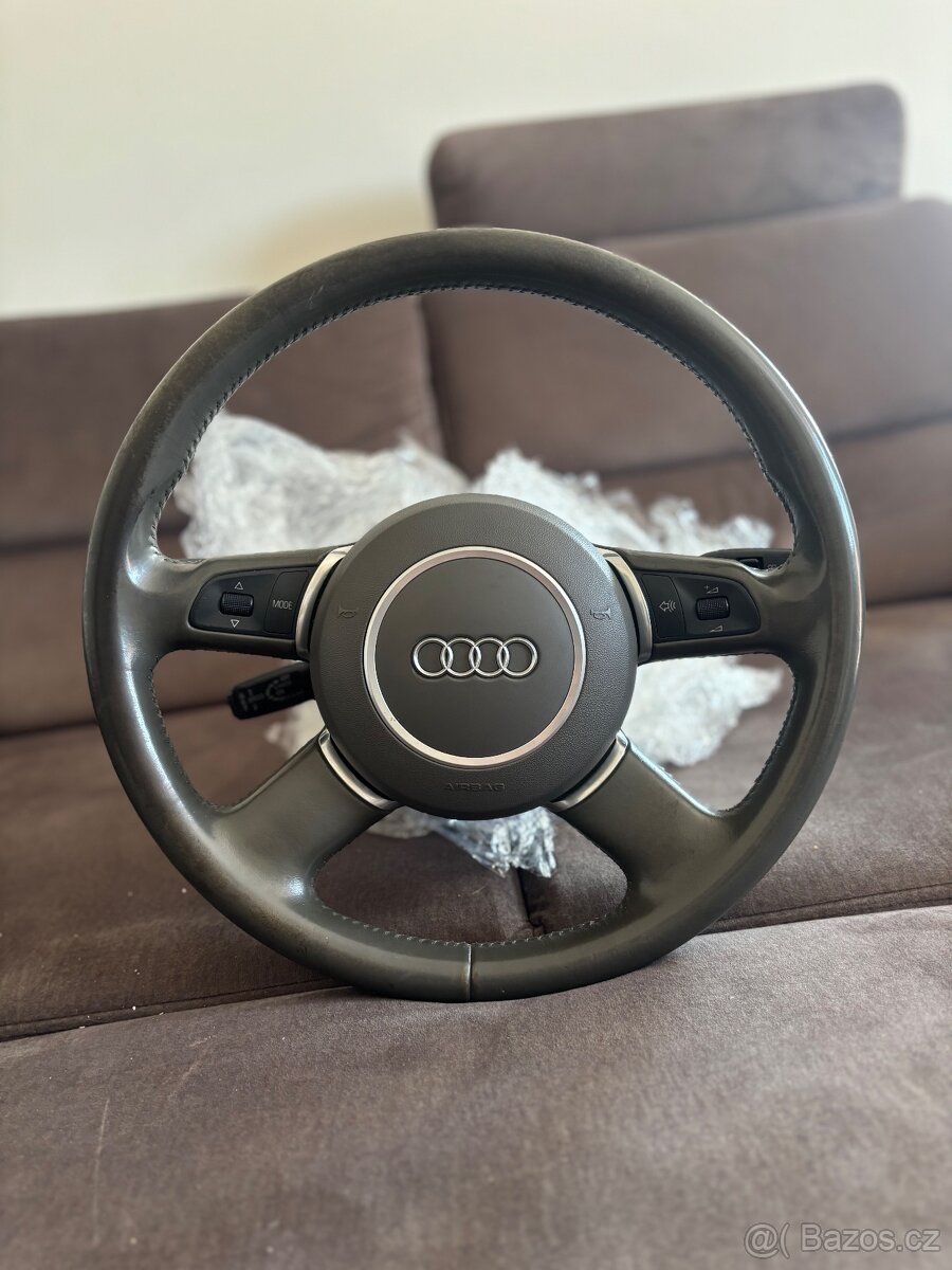 Kompletní volant Audi A8
