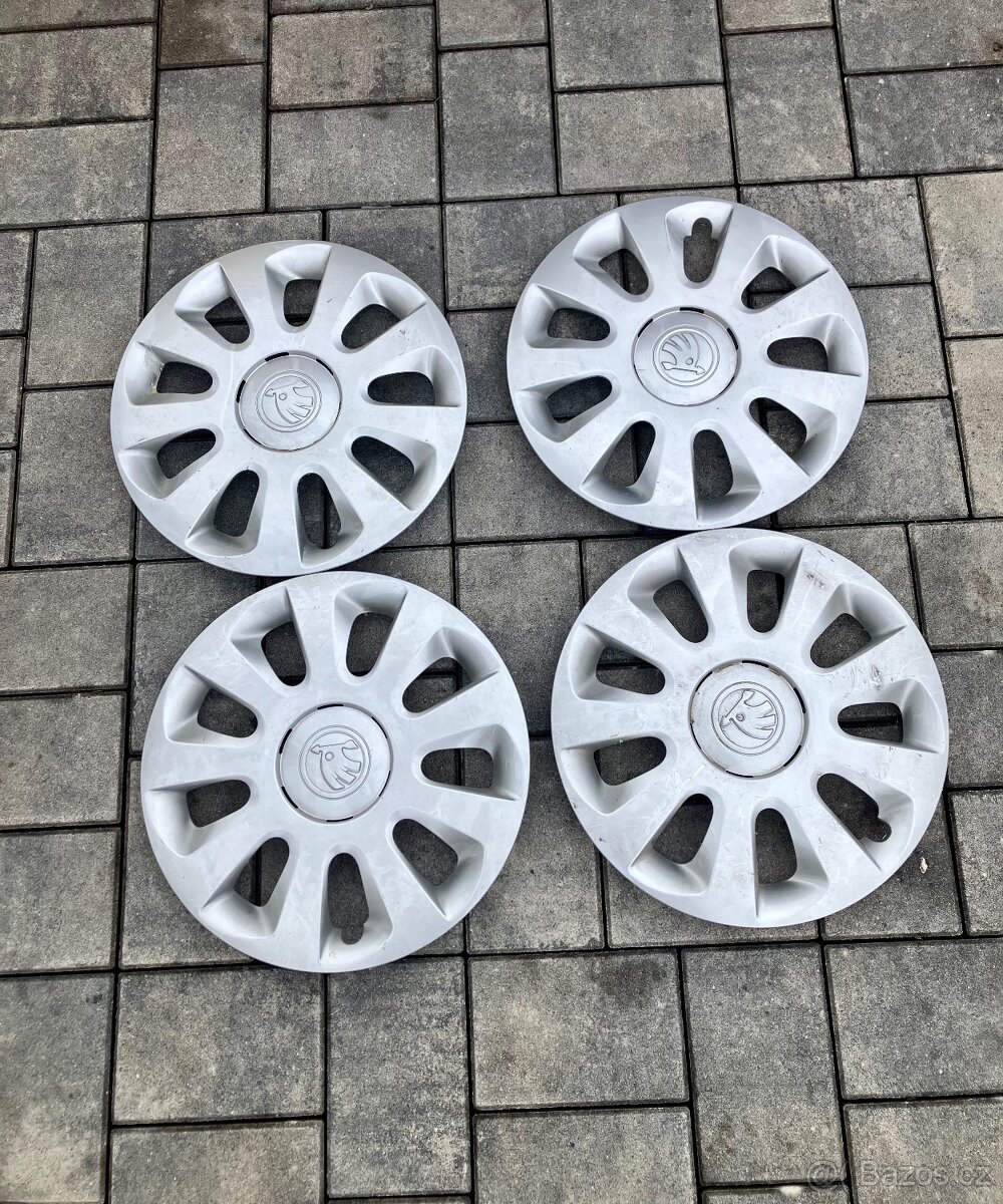 Originální poklice Škoda 14”