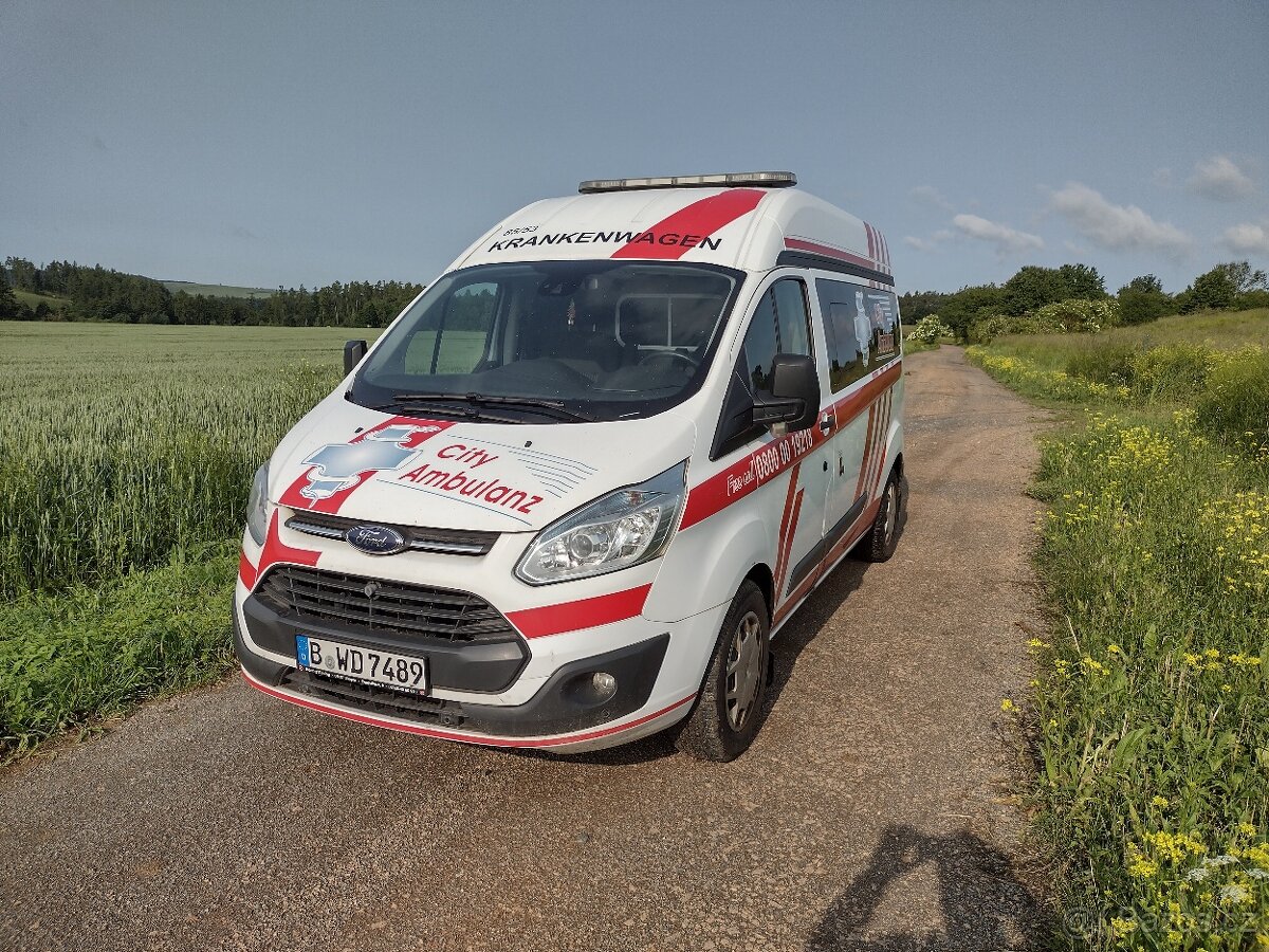 Ford Transit Custom L2H2 2.2Tdci 2016 sanitka