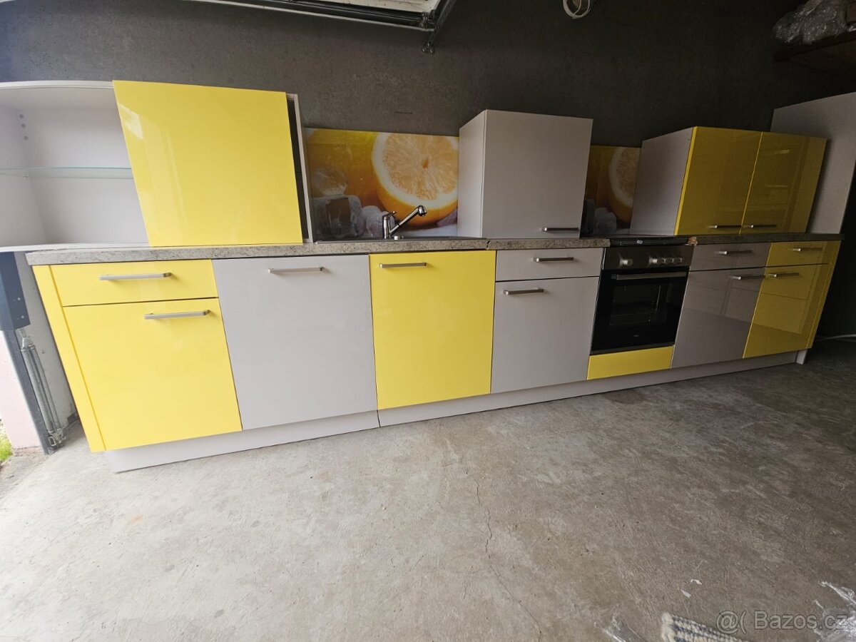 Kompletní kuchyně NOLTE SAHARA vč. spotřebičů