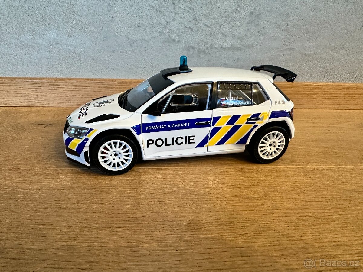 Zpět na výpis Škoda Fabia R5 Policie ČR V. Štajf 1:18