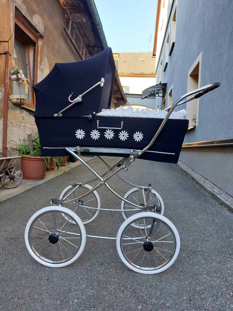 Retro kočárek