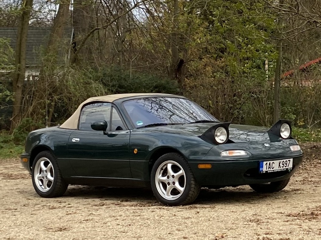 Mazda MX-5 NA Miata 1,6 66kW rok 1997
