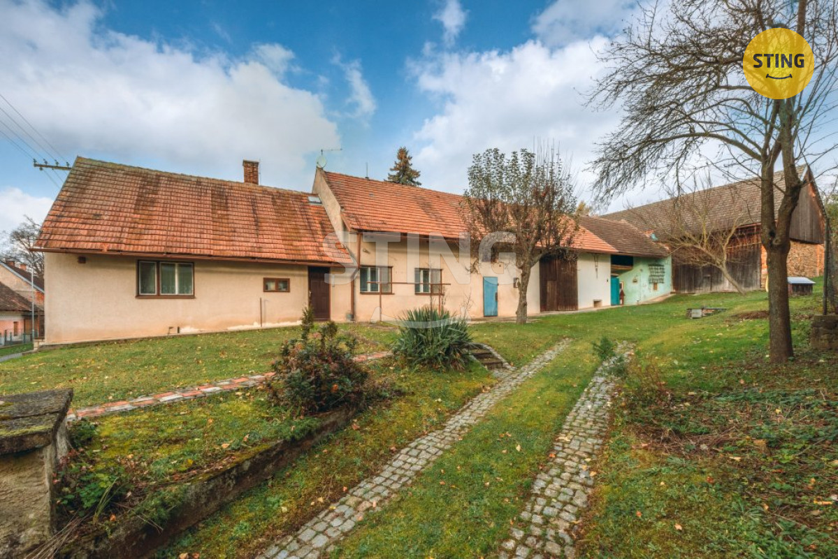 Prodej rodinného domu se stodolou a dílnou v klidné , 131269