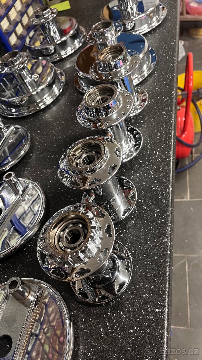 Zadni stred jawa perak