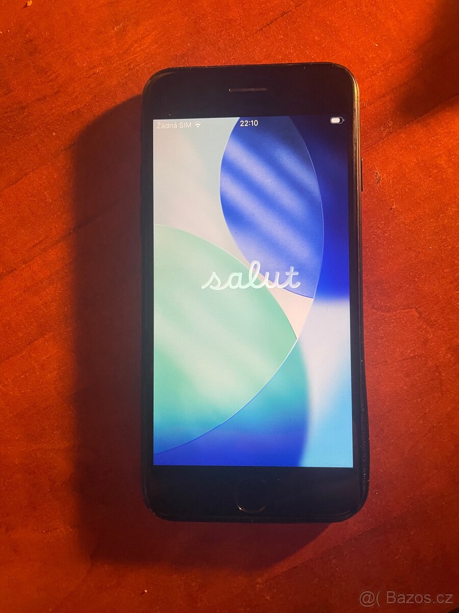 Prodám IPhone SE 2020 64 GB