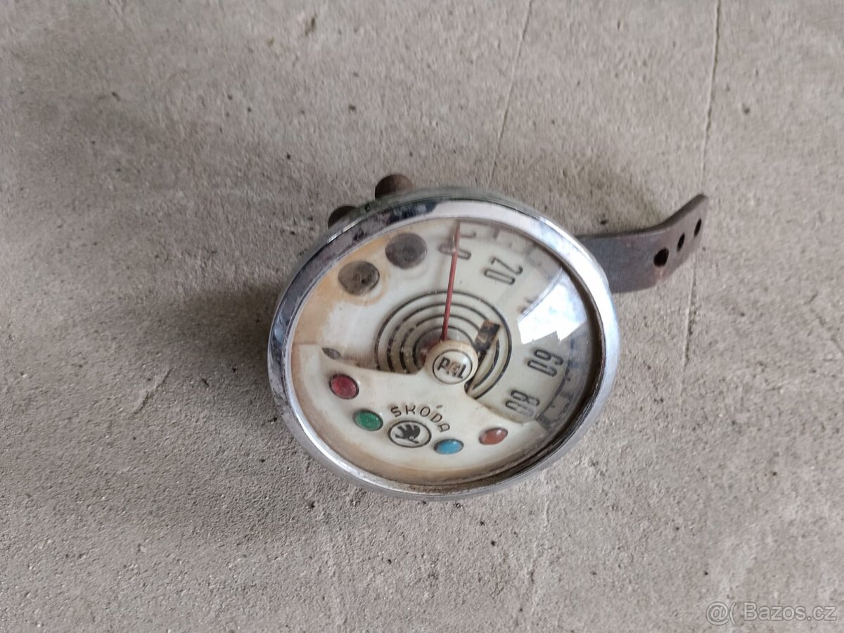 Tachometr Škoda